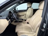Certified 2025 Porsche Macan image 5