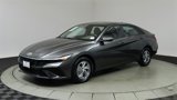 Used 2024 Hyundai Elantra SE image 3
