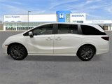 New 2025 Honda Odyssey Touring image 2