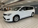 Used 2020 Chrysler Pacifica Limited image 3