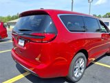 New 2026 Chrysler Pacifica Select image 5