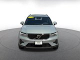 Used 2024 Volvo XC40 B5 Core image 4