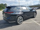 New 2025 Toyota Highlander XLE image 6