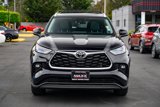 Used 2022 Toyota Highlander XLE image 3