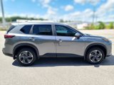 Used 2024 Nissan Rogue SV w/ SV Premium Package image 6