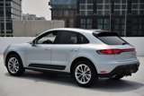 Certified 2025 Porsche Macan image 3