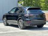 Used 2023 Porsche Cayenne S Platinum image 3