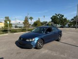 Used 2017 Volkswagen Jetta SE image 3
