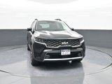 Used 2023 Kia Sorento SX Prestige image 2