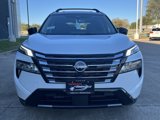 New 2025 Nissan Rogue Platinum w/ Platinum Premium Package image 2