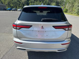 Used 2022 Mitsubishi Outlander SE image 4