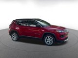 Used 2025 Jeep Compass Limited image 3
