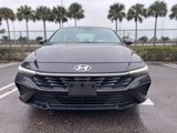 Used 2024 Hyundai Elantra SEL image 2