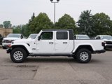 Used 2023 Jeep Gladiator Sport image 4