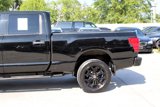 Used 2018 Nissan Titan SV w/ SV Convenience Package image 6