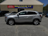 Used 2015 Mitsubishi Outlander Sport ES image 2