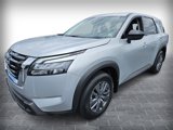 New 2025 Nissan Pathfinder S image 2