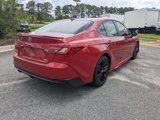 Used 2025 Toyota Camry SE image 3