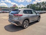 Used 2021 Nissan Rogue Platinum image 5