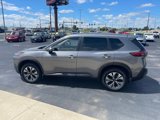 Used 2023 Nissan Rogue SV image 5