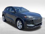New 2025 Audi Q6 e-tron Premium image 2