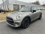 Used 2020 MINI Cooper 2-Door Hardtop image 4