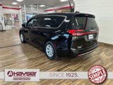 New 2025 Chrysler Pacifica Select image 3