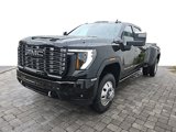 New 2025 GMC Sierra 3500 Denali Ultimate image 3