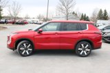 New 2025 Mitsubishi Outlander SE image 6