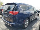 Used 2017 Chrysler Pacifica Touring-L Plus w/ Advanced Safetytec Group image 4