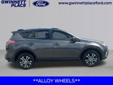 Used 2018 Toyota RAV4 LE image 4