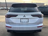 New 2025 Mitsubishi Outlander ES image 3