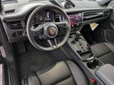 Certified 2024 Porsche Macan image 4