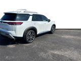 New 2025 Nissan Pathfinder Platinum w/ Cargo Package image 4