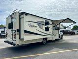 Used 2017 Ford E-450 and Econoline 450 Super Duty w/ Motorhome Prep Package image 3