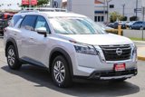 New 2025 Nissan Pathfinder SL image 4
