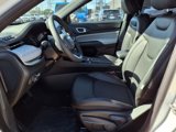 New 2025 Jeep Compass Latitude image 4