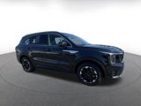 Used 2024 Kia Sorento S image 2