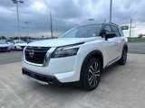 New 2025 Nissan Pathfinder Platinum image 4