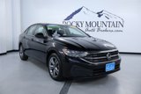 Used 2024 Volkswagen Jetta SE image 1