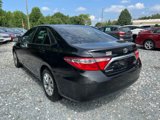 Used 2016 Toyota Camry LE image 3