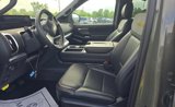 Used 2025 Ford Expedition Tremor image 5