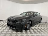 New 2026 BMW 550e xDrive w/ Executive Package image 3
