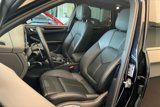 Certified 2025 Porsche Macan image 5