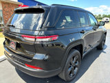 Used 2023 Jeep Grand Cherokee Limited w/ Luxury Tech Group II image 3