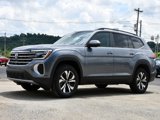 New 2025 Volkswagen Atlas SE image 3