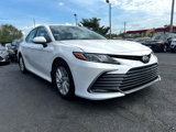 Used 2022 Toyota Camry LE image 3