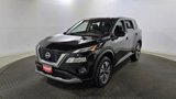 Used 2023 Nissan Rogue SV image 3