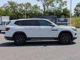 New 2025 Volkswagen Atlas Peak Edition SE image 4