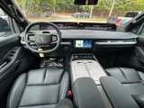 New 2025 Lincoln Navigator L Reserve image 4